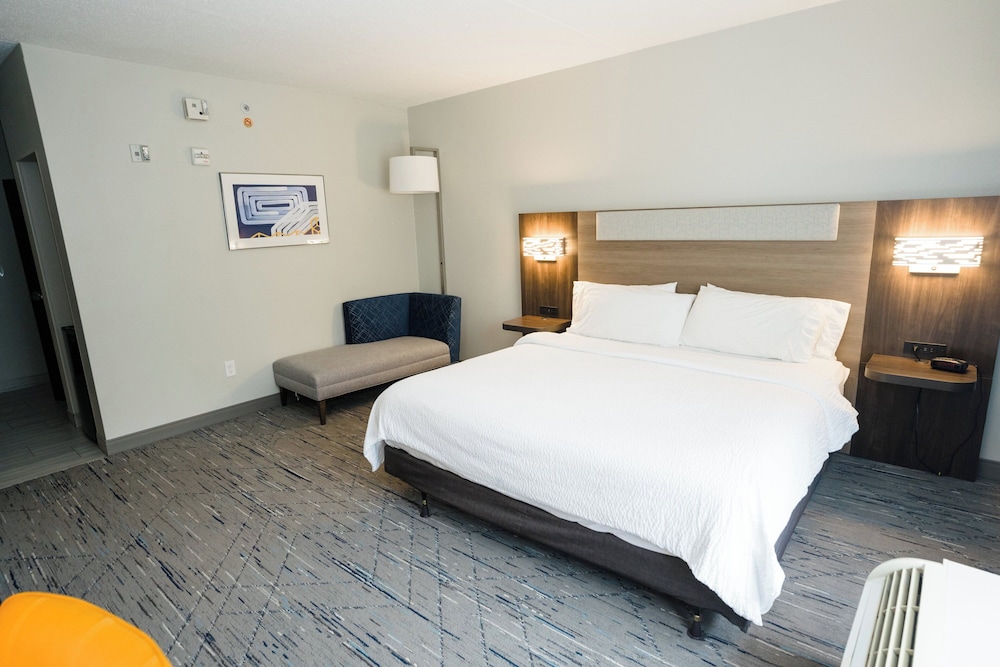 holiday inn express hotel and suites kodak east sevi