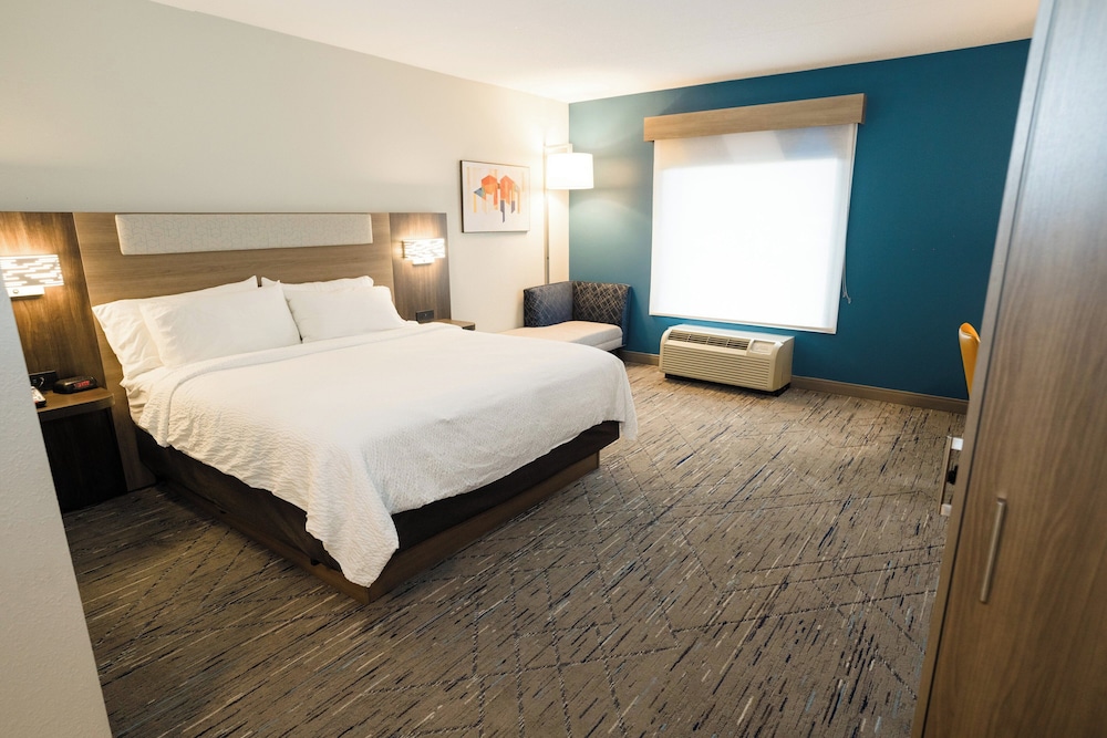 holiday inn express hotel and suites kodak east sevi