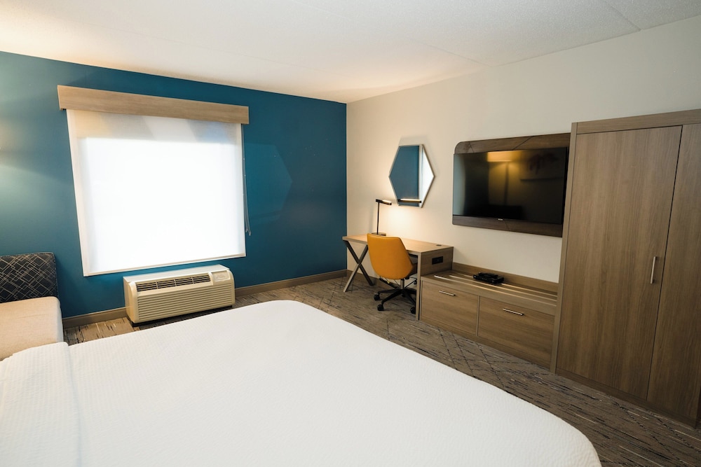 holiday inn express hotel and suites kodak east sevi