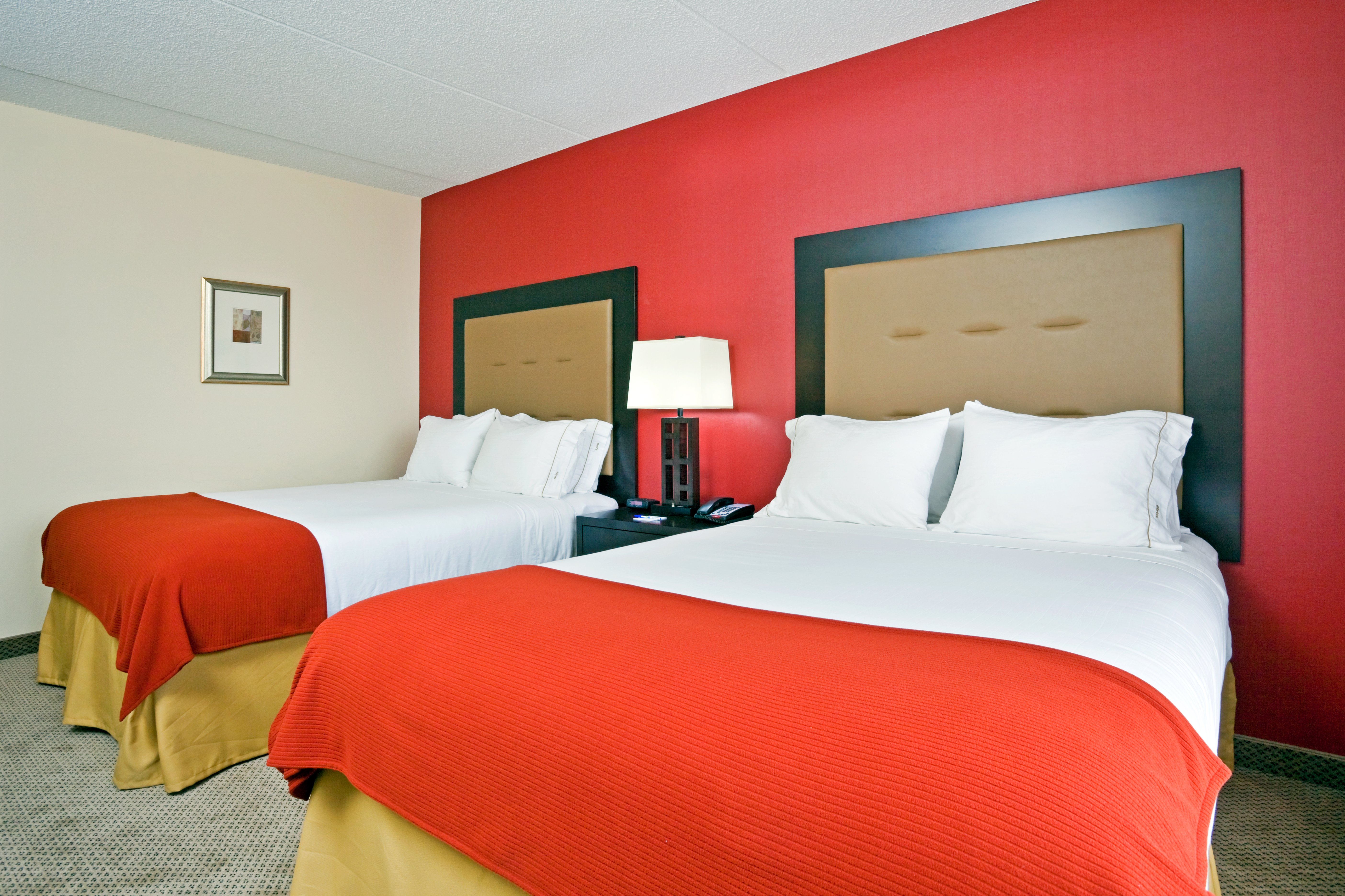 holiday inn express hotel and suites kodak east sevi