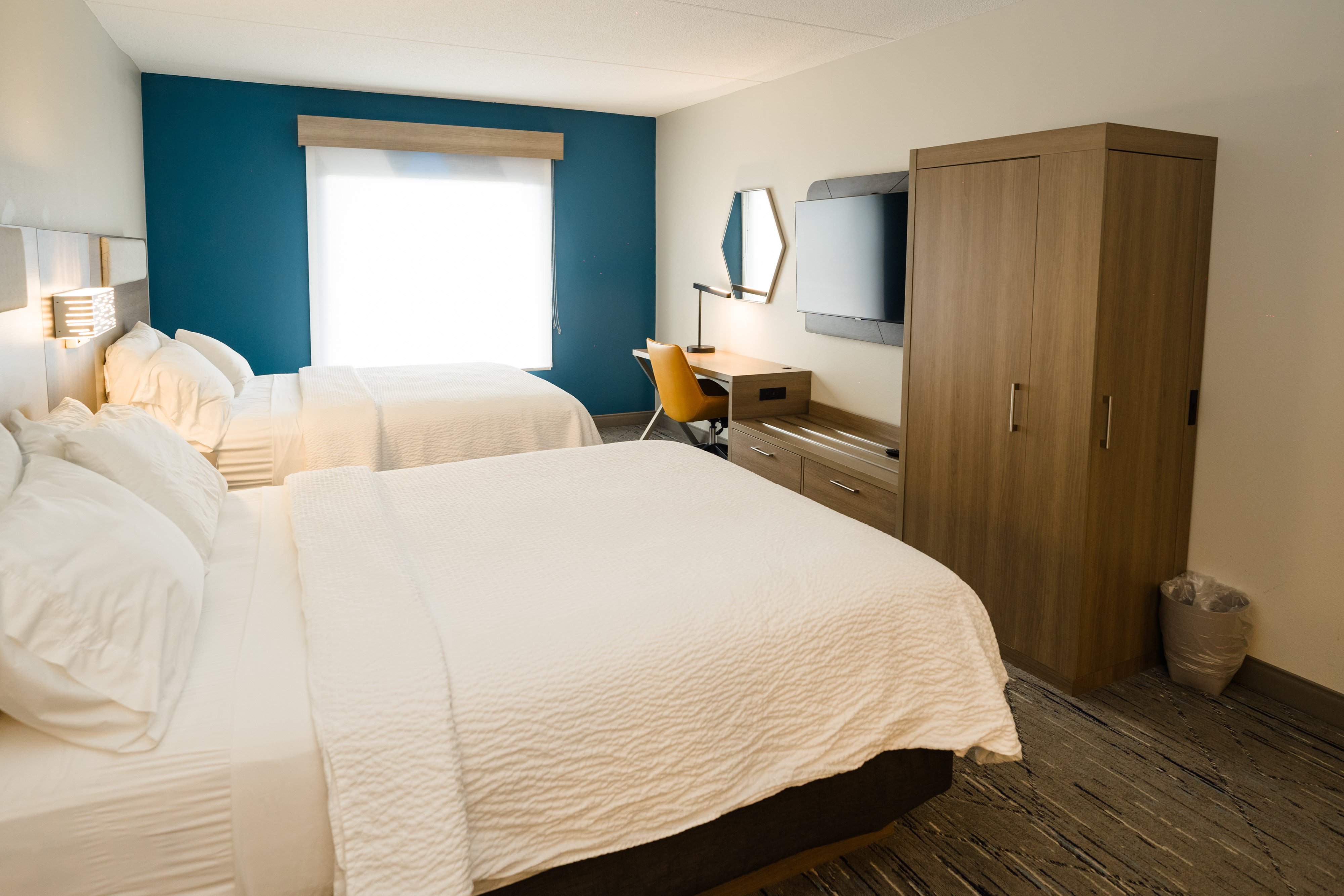 holiday inn express hotel and suites kodak east sevi
