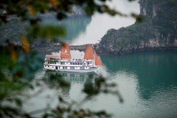 ha long