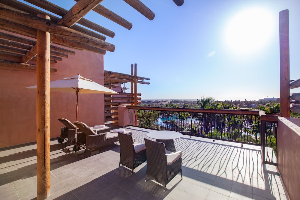 lopesan baobab resort