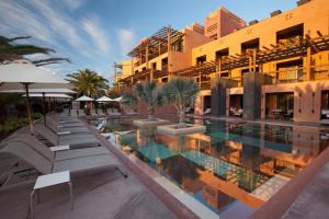 lopesan baobab resort
