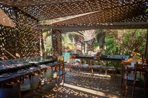 lopesan baobab resort