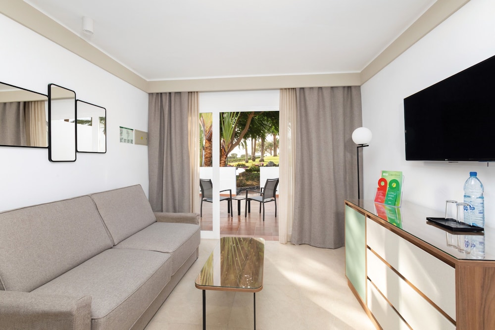 hotel riu paraiso lanzarote all inclusive