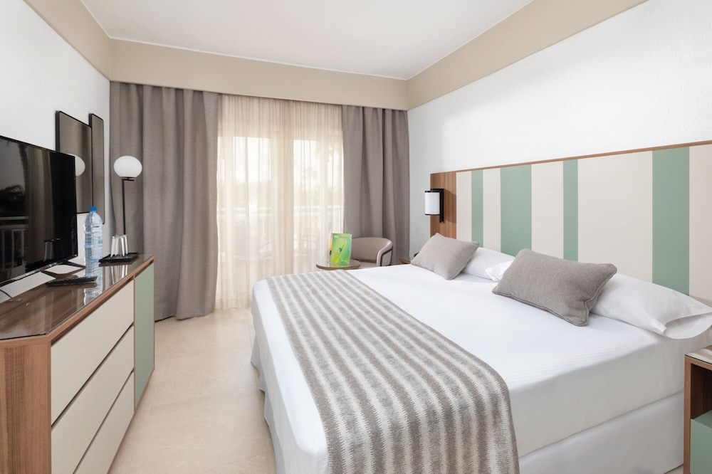 hotel riu paraiso lanzarote all inclusive