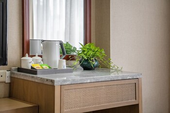 Kaiserdom Hotel Guangzhou Ouzhuang,,4 star