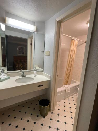 americas inn houston