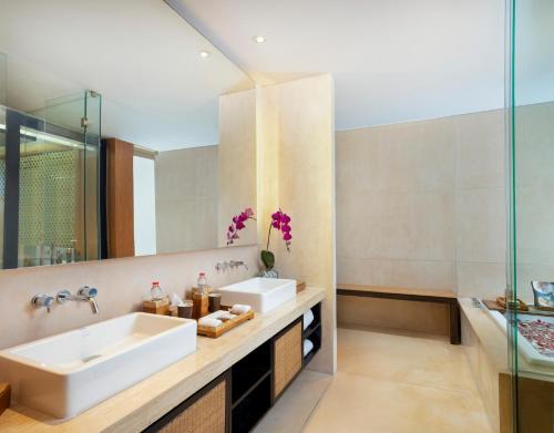 grand seminyak lifestyle boutique bali resort