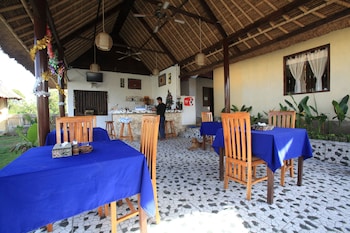 sunset coin lembongan cottage and spa