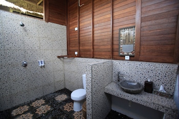 sunset coin lembongan cottage and spa
