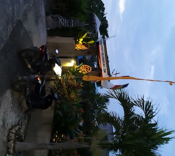 sunset coin lembongan cottage and spa