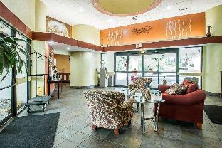 quality inn and suites kansas city i 435n near sports complex