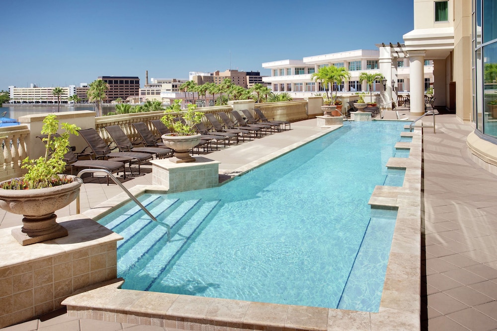embassy suites by hilton tampa downtown convention center