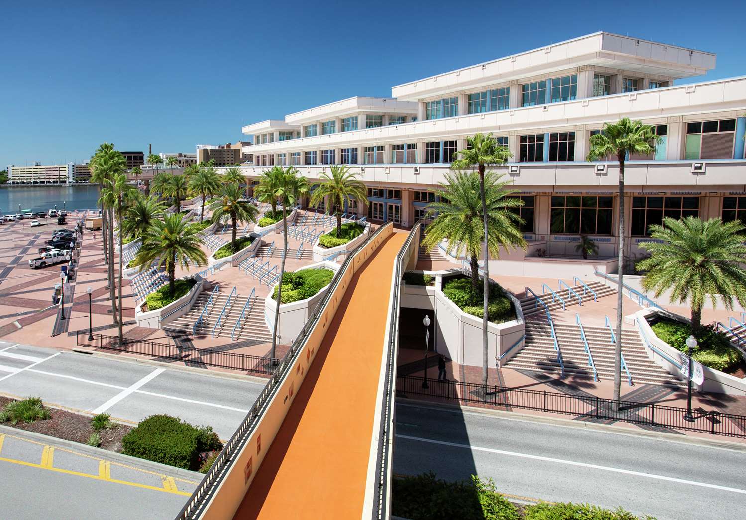 embassy suites by hilton tampa downtown convention center
