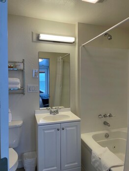 Crown Motel,Kings Beach>>Crystal Bay,2 star