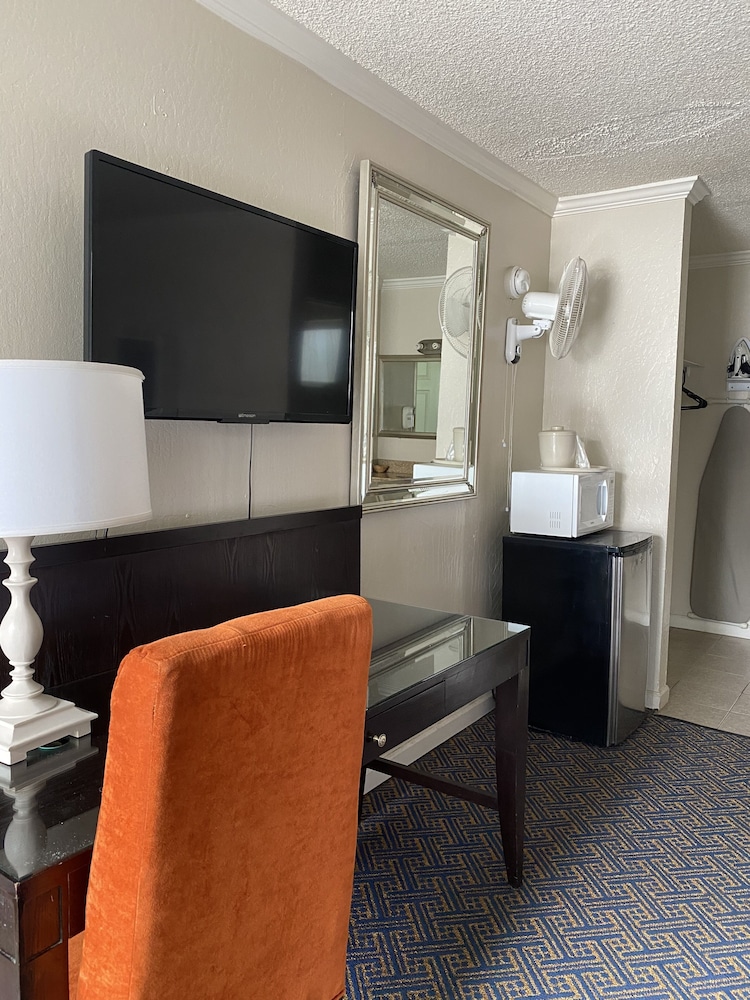 budget inn at the heavenly gondola