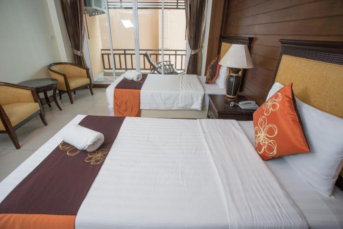 seaside jomtien beach