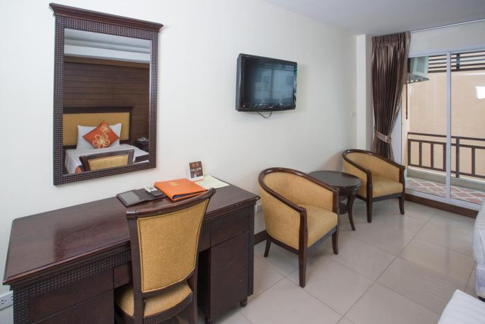 seaside jomtien beach