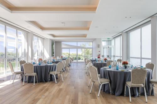 crowne plaza caparica lisbon by ihg