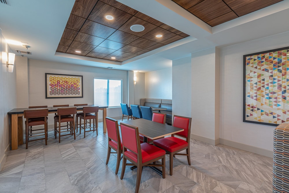 holiday inn express and suites asheville downtown by ihg
