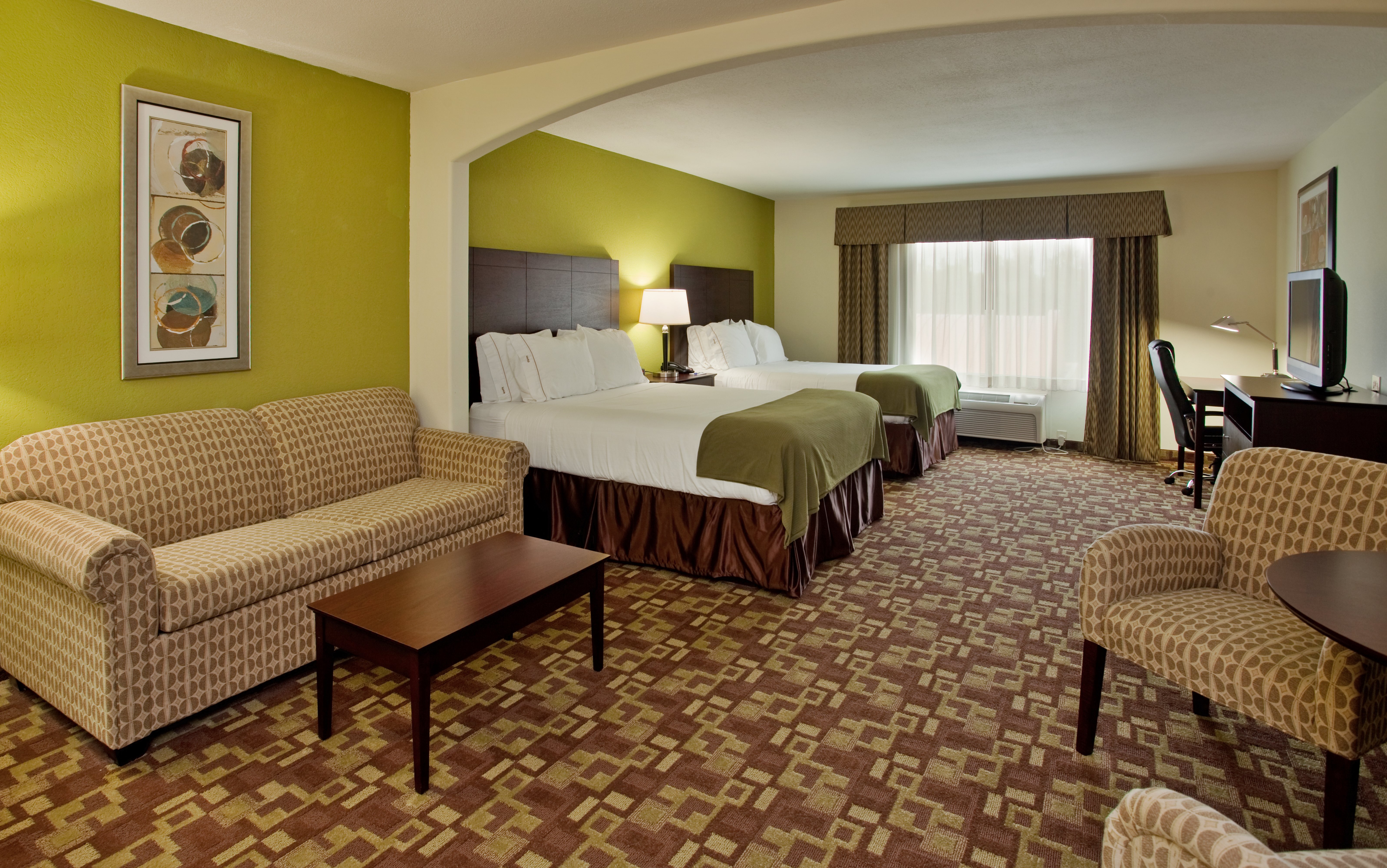 holiday inn express hotel and suites kansas city sports complex