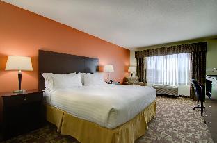 holiday inn express hotel and suites kansas city sports complex