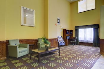 Holiday Inn Express Hotel & Suites Kansas City Sports Complex,Jackson County>>Jackson,3 star
