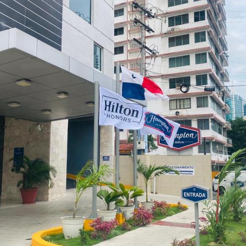 hampton by hilton panama