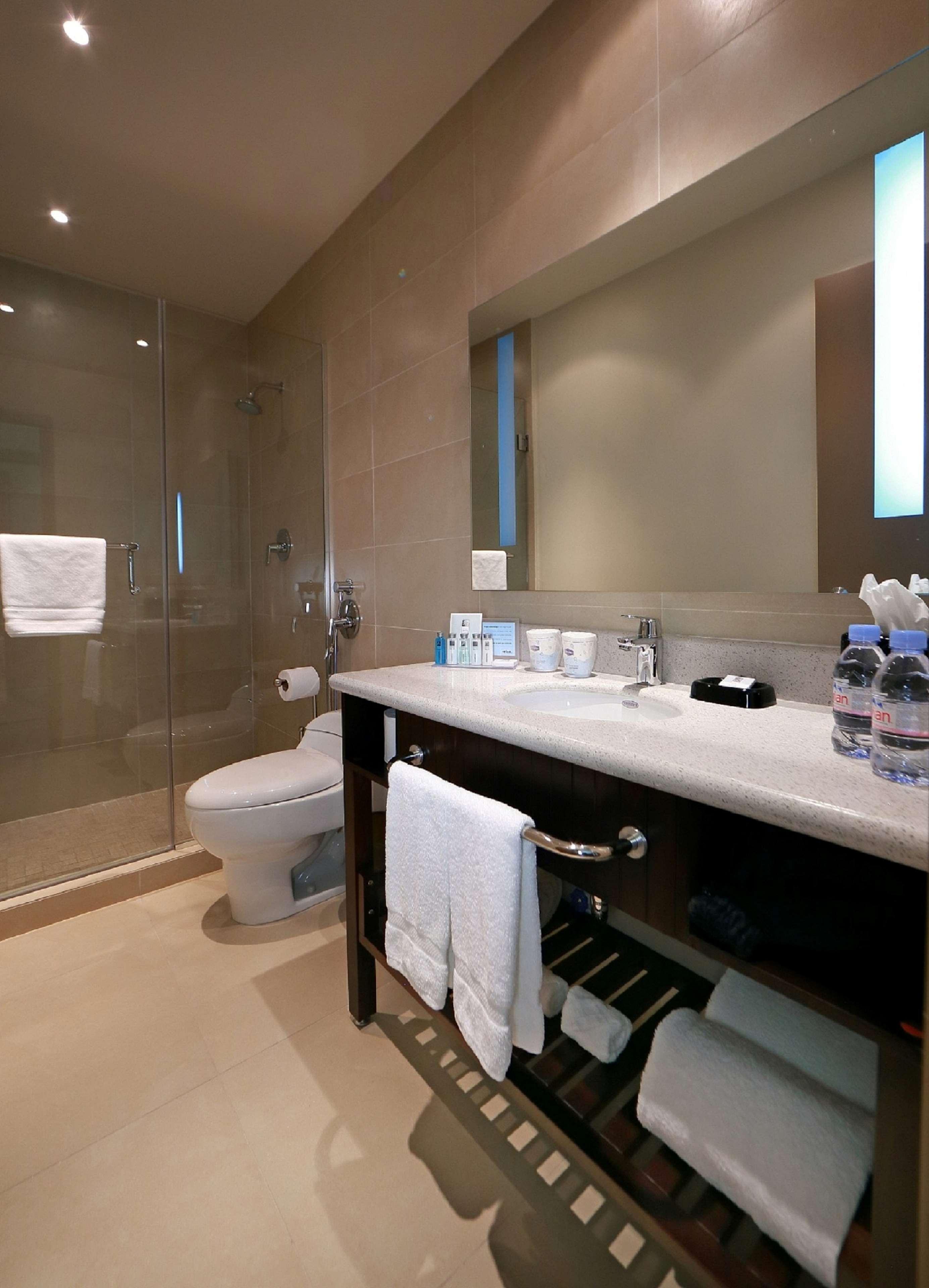 hampton by hilton panama