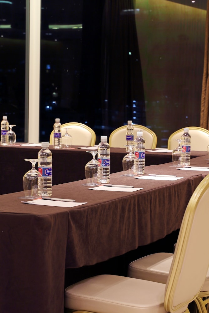 hampton by hilton panama