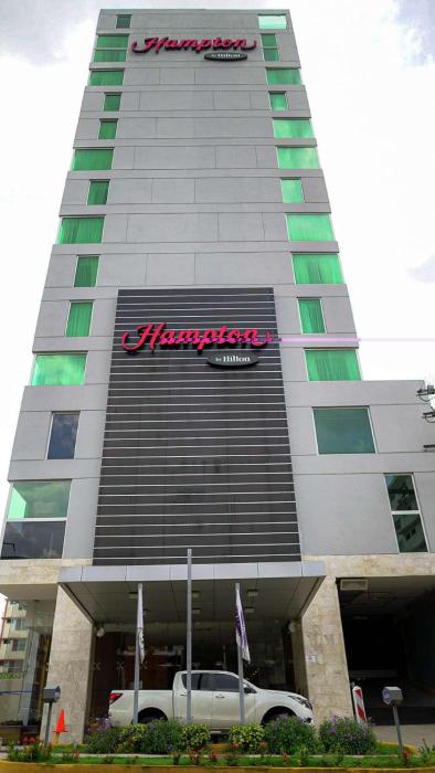 hampton by hilton panama