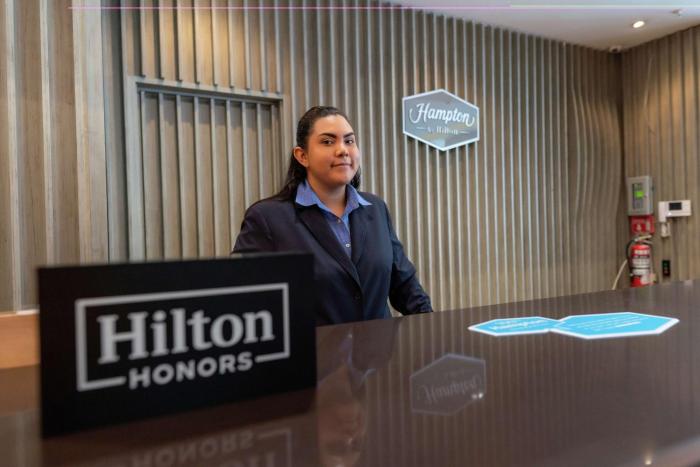 hampton by hilton panama