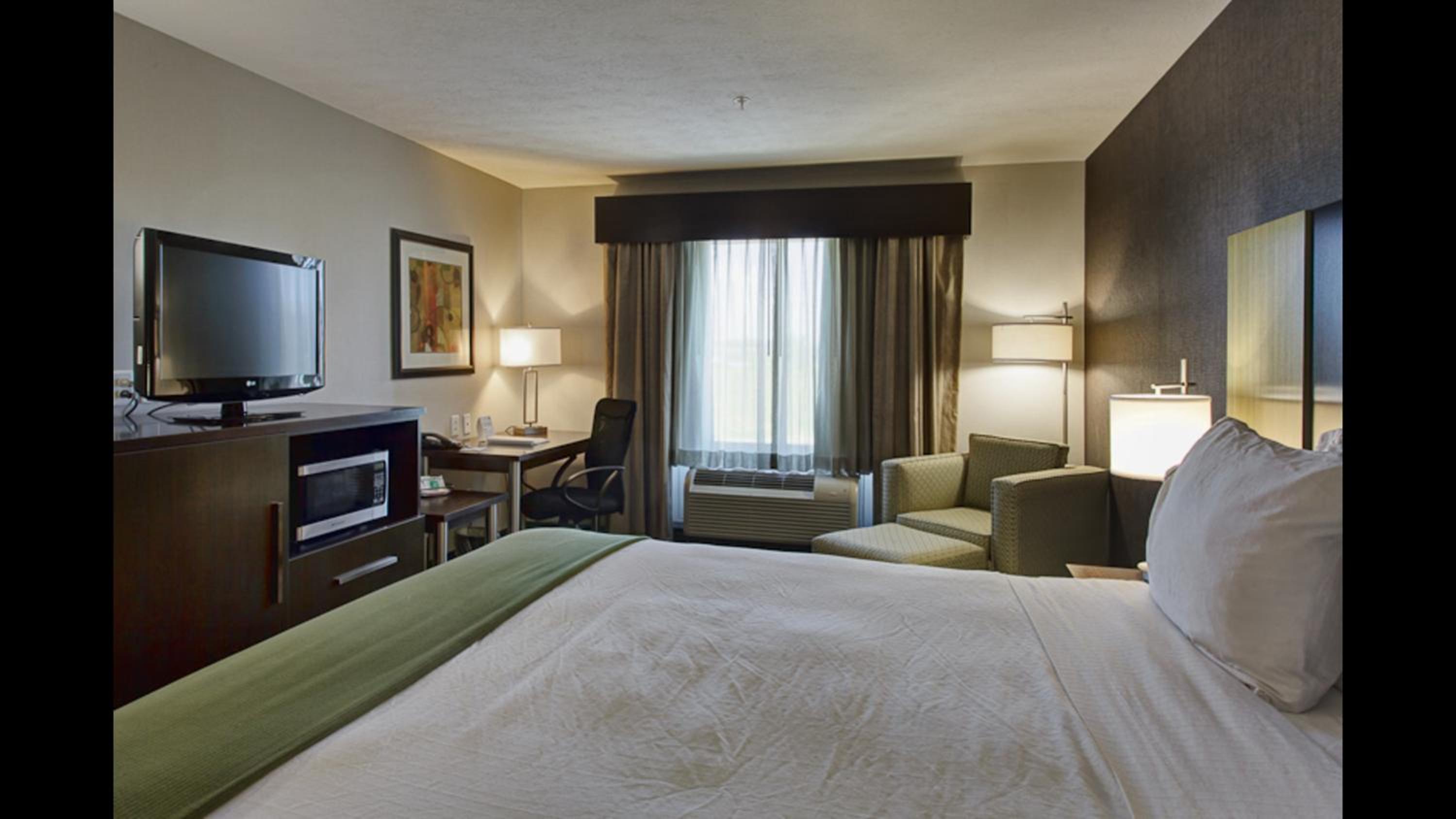 holiday inn express hotel and suites north fremont by ihg