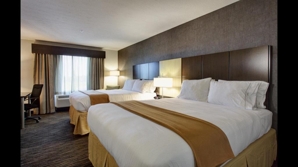 holiday inn express hotel and suites north fremont by ihg