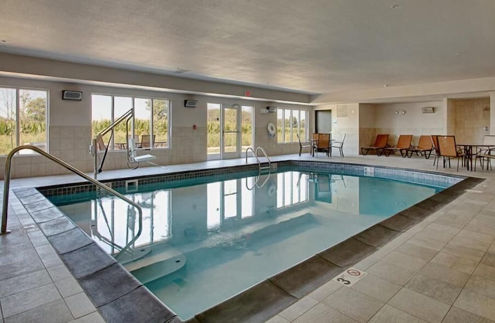 holiday inn express hotel and suites north fremont by ihg
