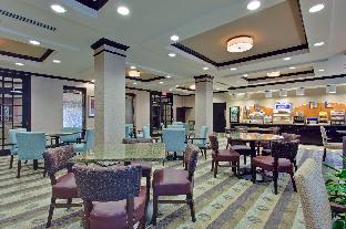 holiday inn express and suites ottawa west nepean