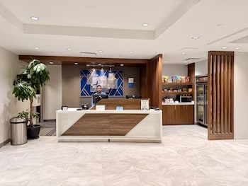 Holiday Inn Express & Suites Ottawa West - Nepean,Ottawa>>Nepean,3 star