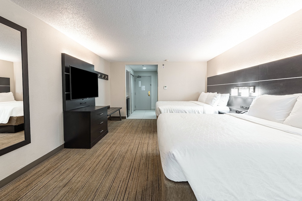 holiday inn express columbus downtown by ihg