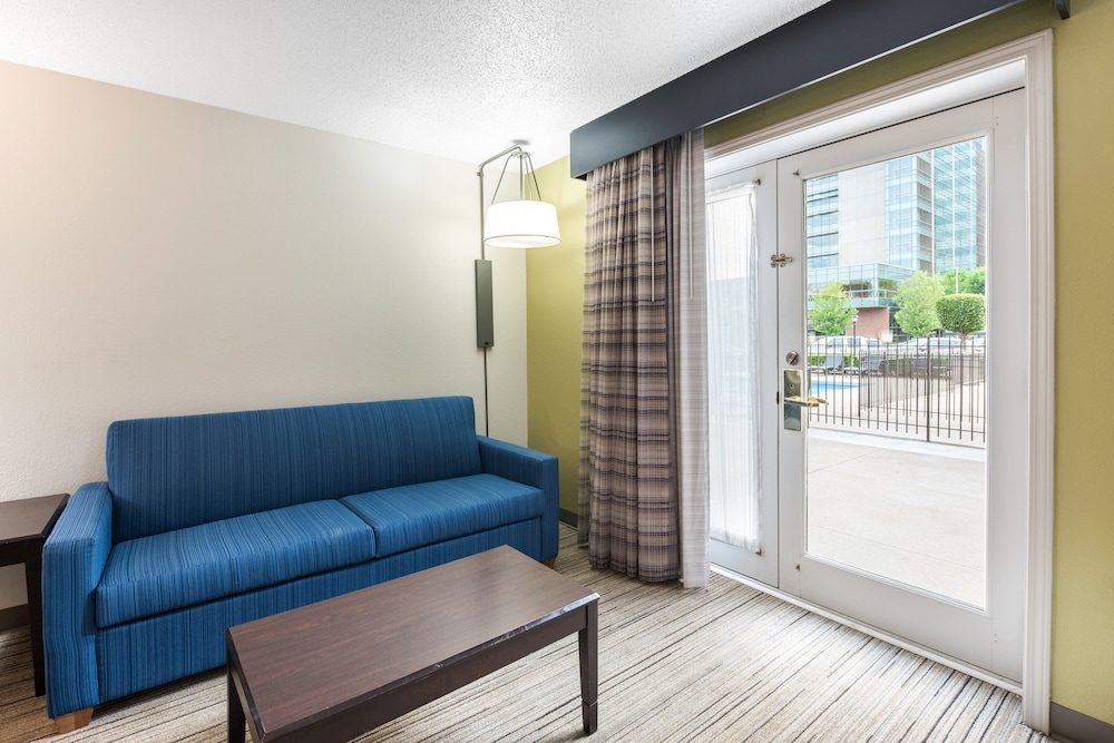holiday inn express columbus downtown by ihg