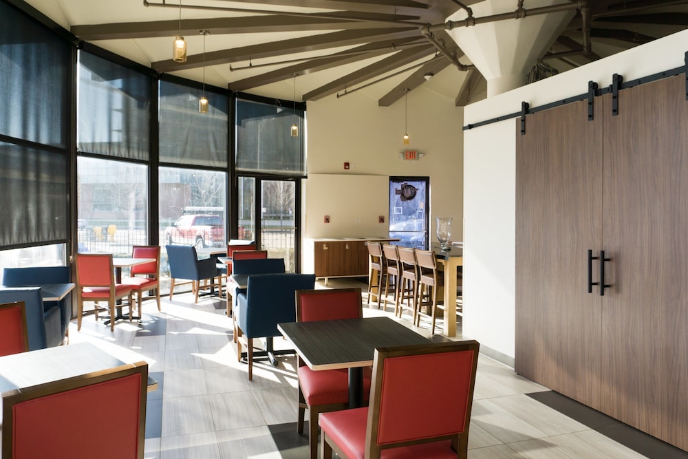 holiday inn express columbus downtown by ihg