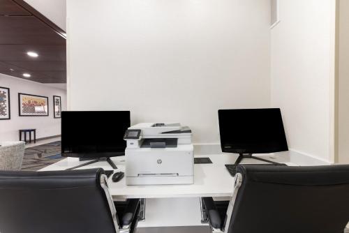 holiday inn express columbus downtown by ihg