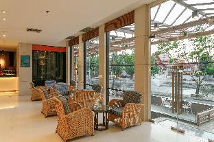 amora hotel tapae chiang mai