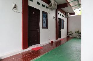 Spot On 1772 Hotel Penginapan Cemara Syariah,,2 star