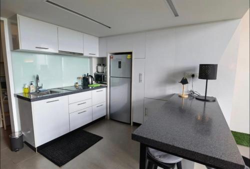 the establishment est kl sentral by loop suites