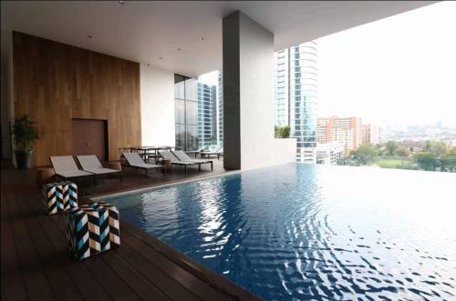 the establishment est kl sentral by loop suites