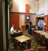 hampton inn and suites