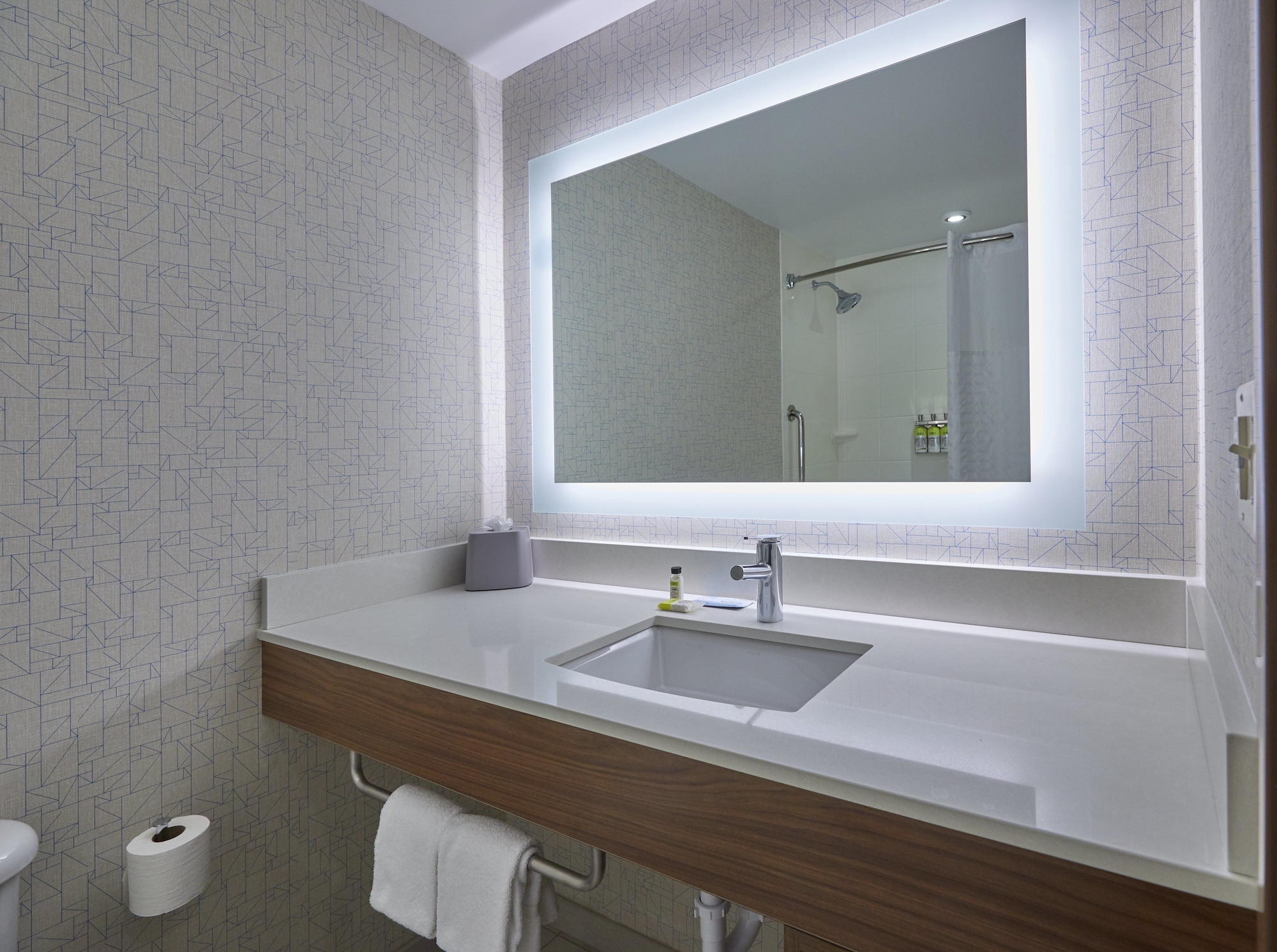 holiday inn express eugene springfield by ihg