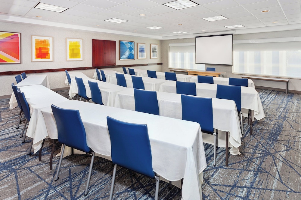 holiday inn express hotel and suites urbana champaign by ihg